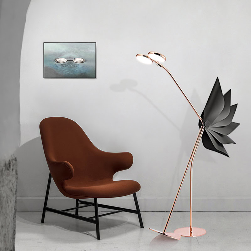FLAGOL-LG132---Modern-Flamingo-Floor-Lamp-real-imgae-black-and-cusions